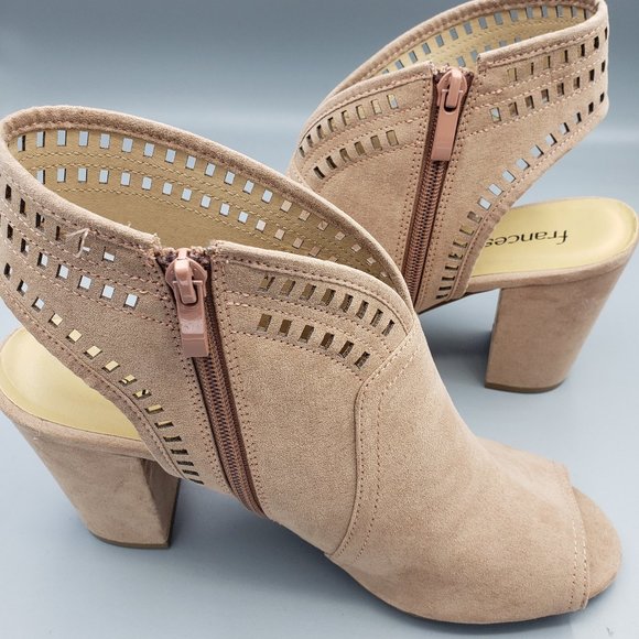Francesca's Collections Tan Peep Toe Heels - Picture 6 of 13